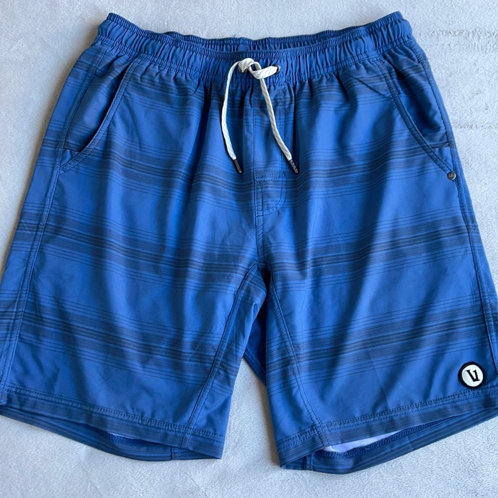 Vuori Kore Lined Shorts - M